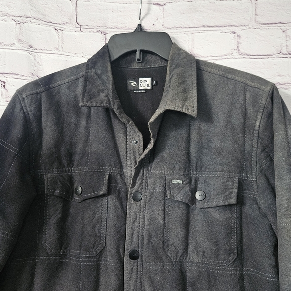 Rip Curl Quilted Fabric Jacket Stoned Washed Blue With PockeSnap Buttons Small - Picture 2 of 11